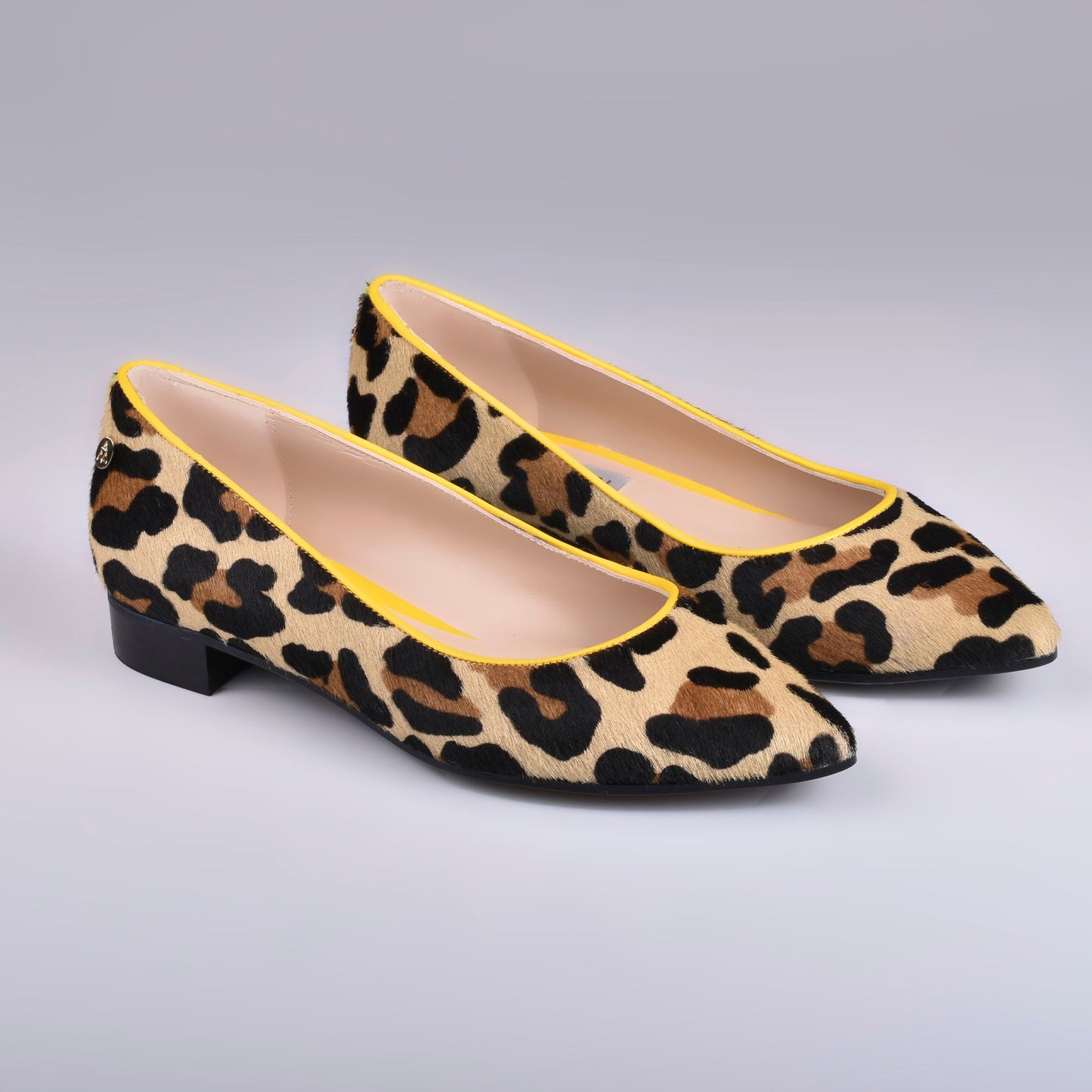 bailarinas con tacón leopardo