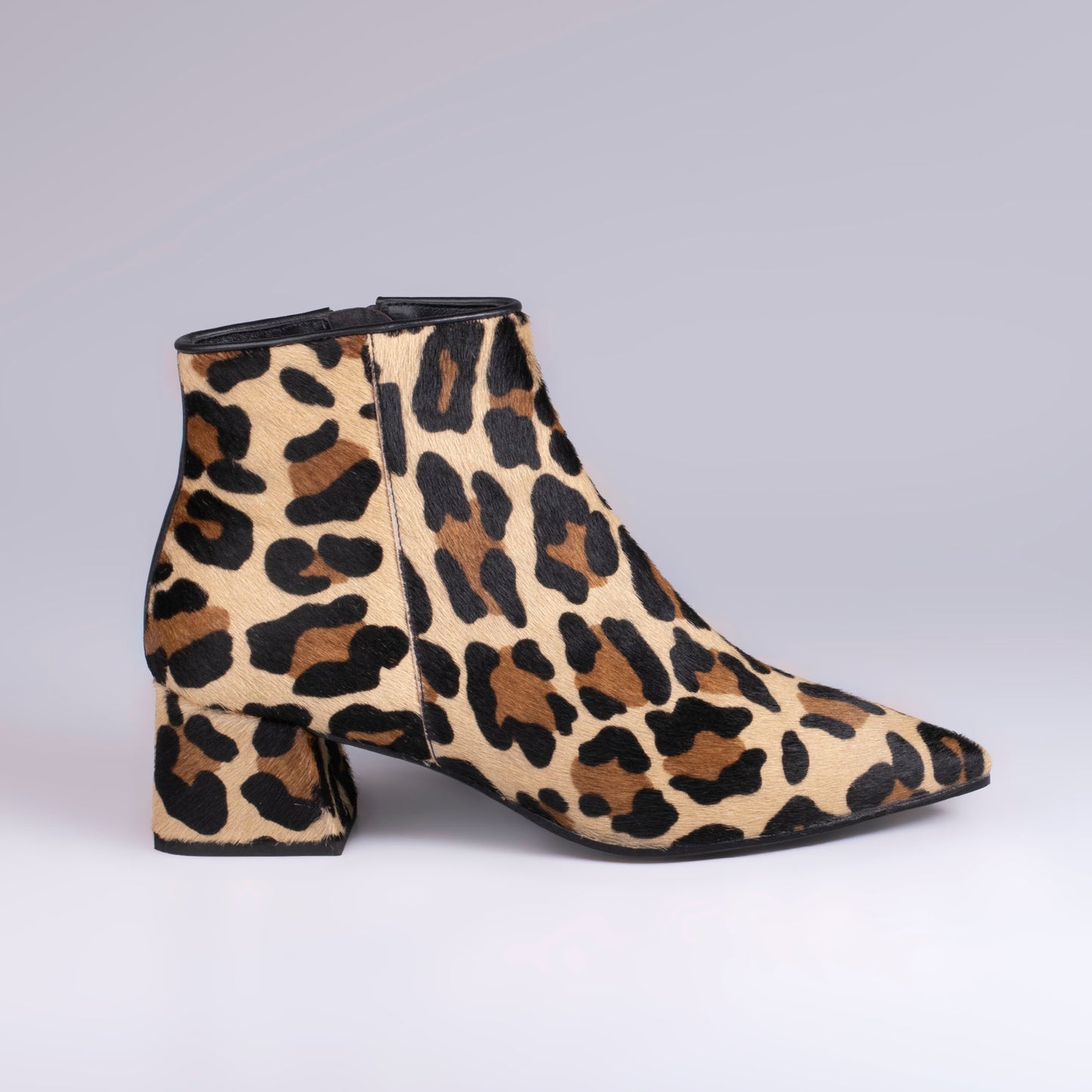 Botin piel leopardo