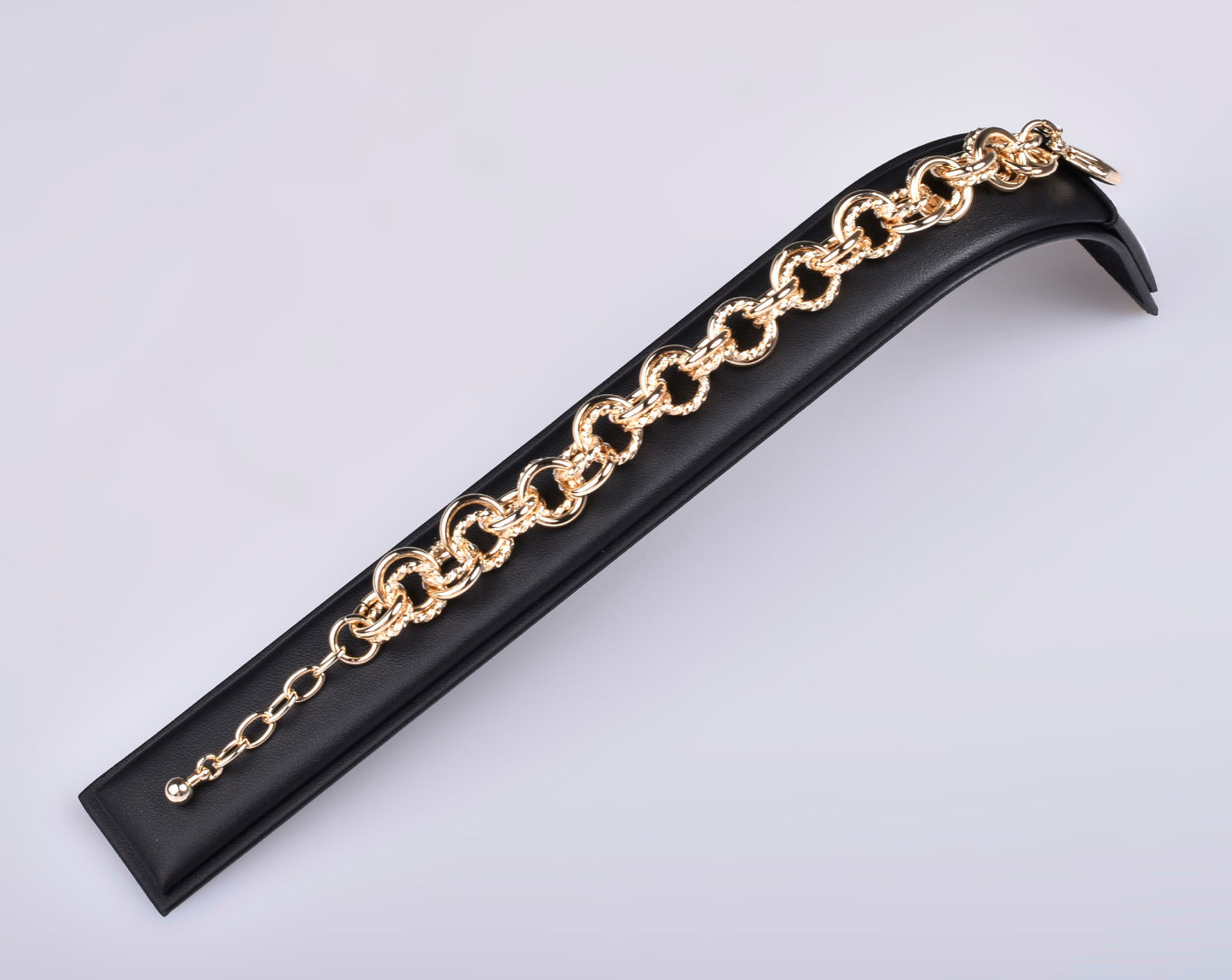pulsera aros cruzados