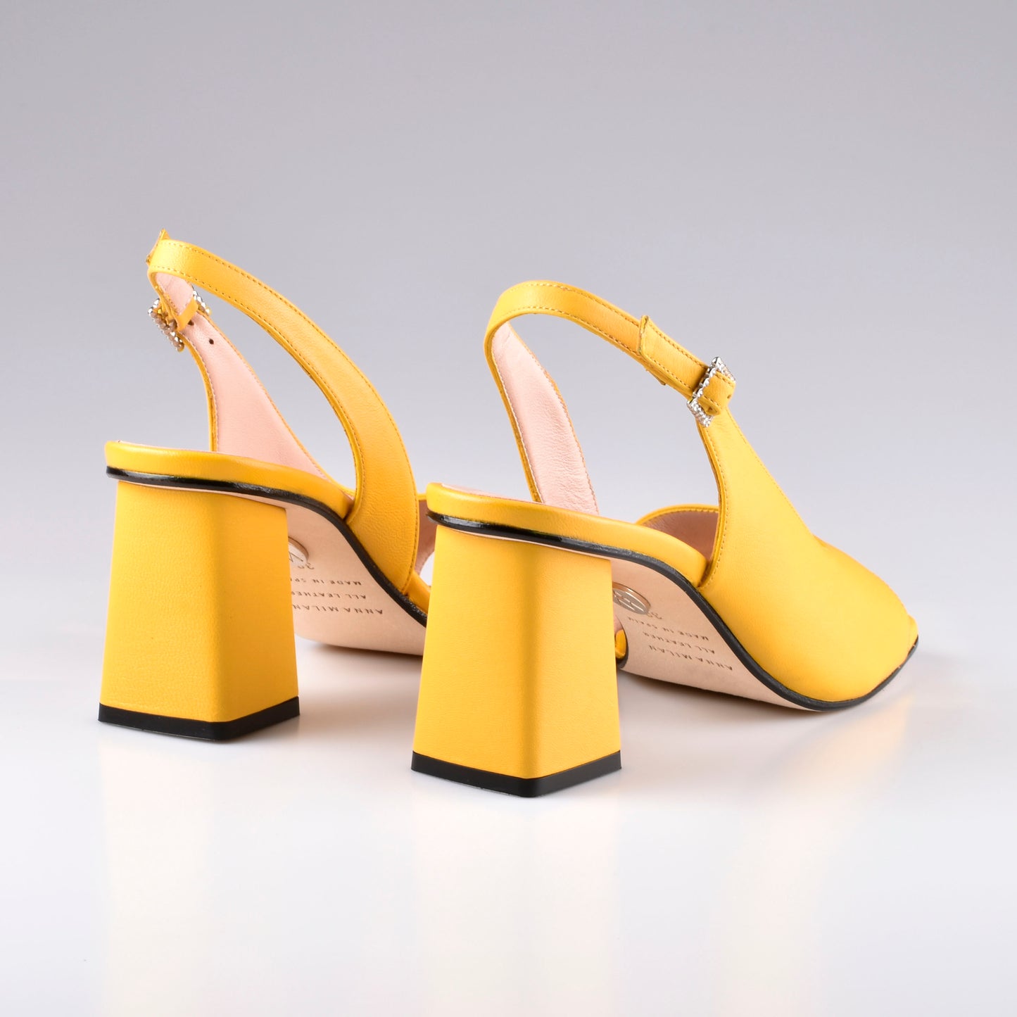 sandalias cuero amarillo