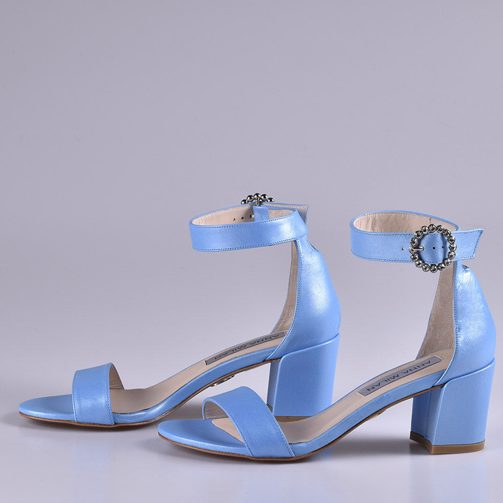 Sandalias celestes