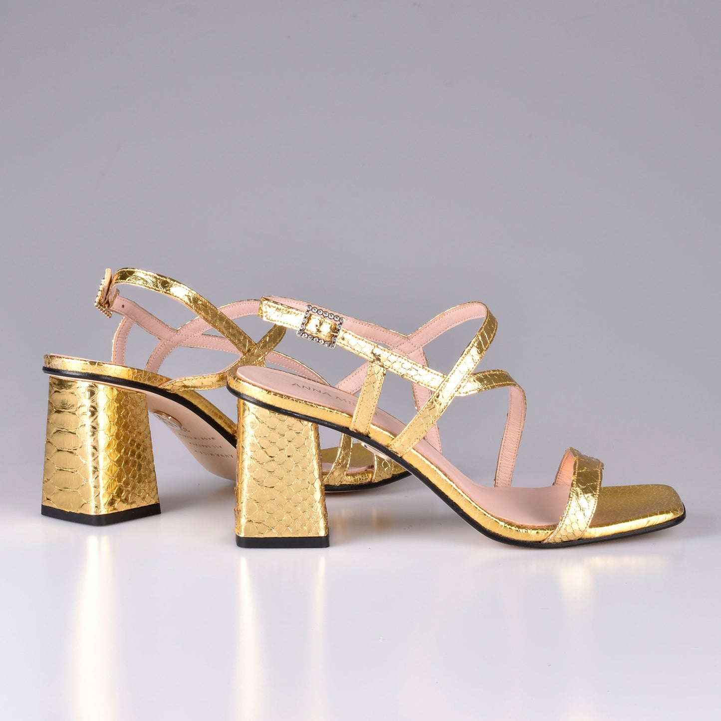 sandalias mujer dorados