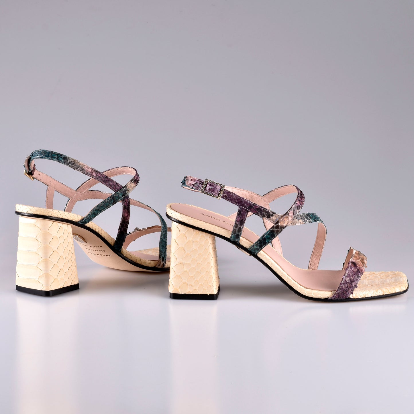 Sandalias tacón alto beige