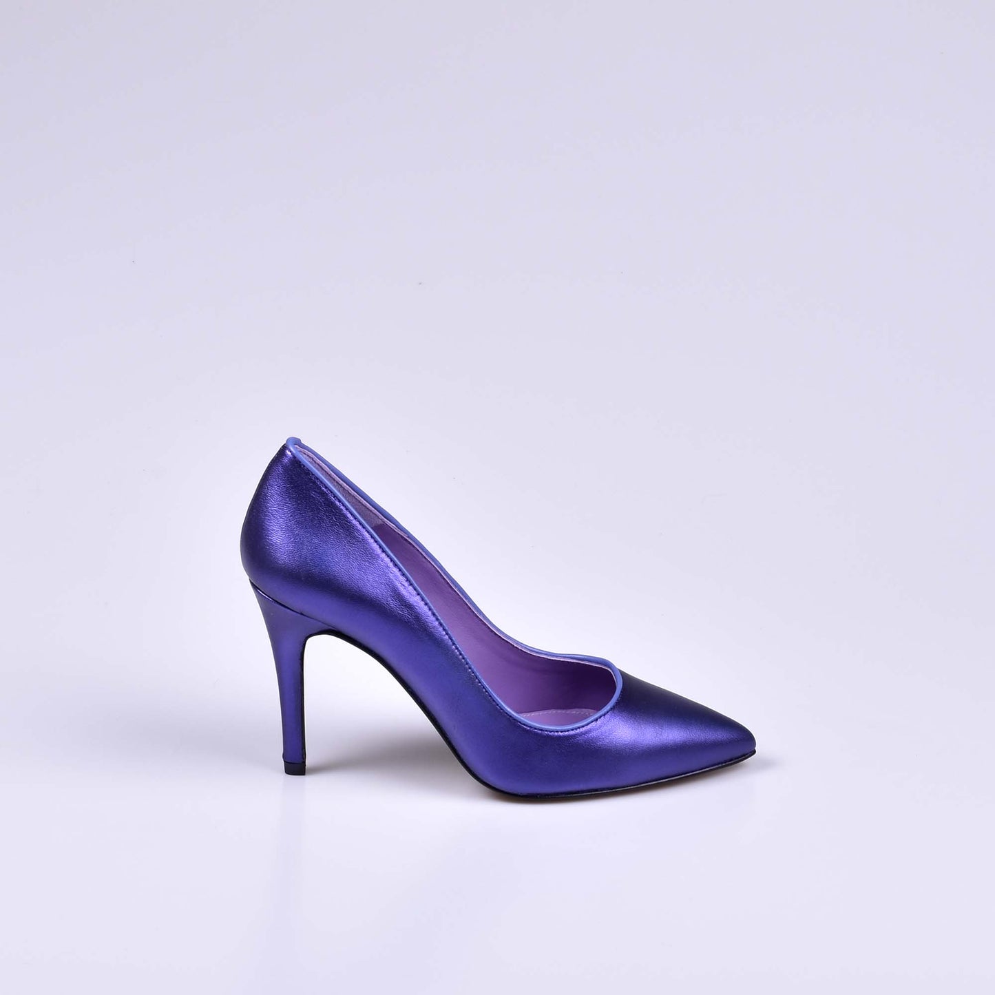zapatos salon de piel