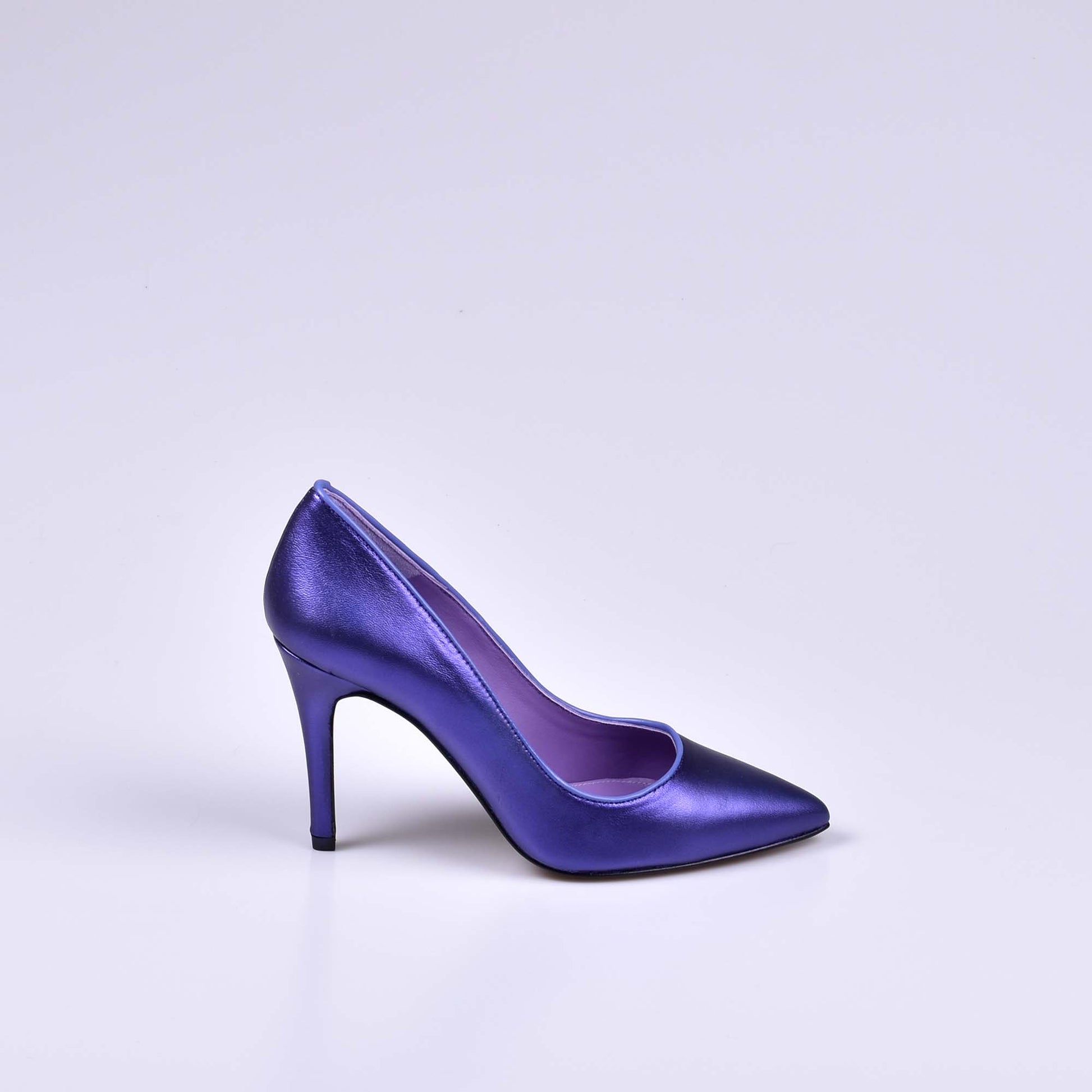 zapatos salon de piel