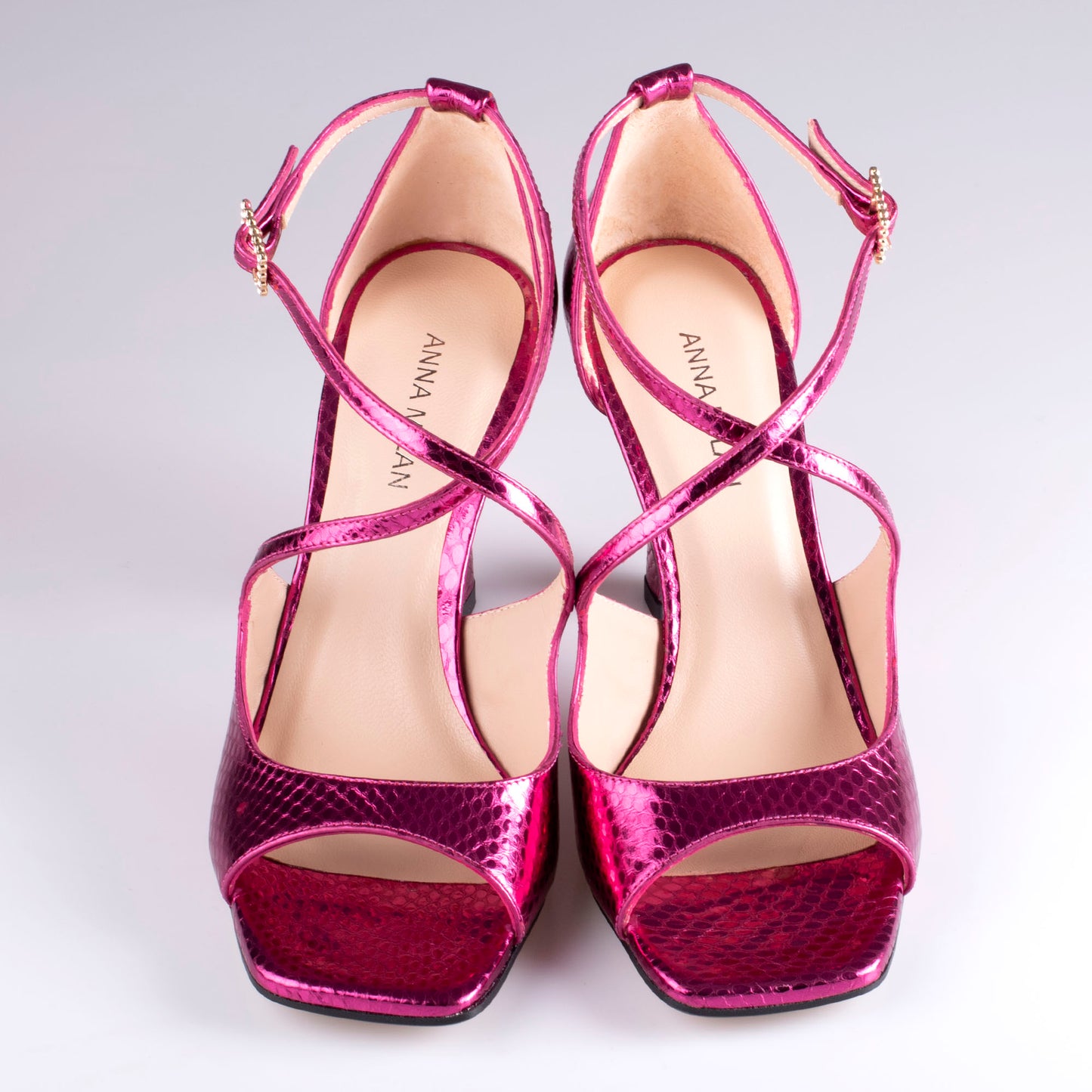 sandalias con tacon rosa 