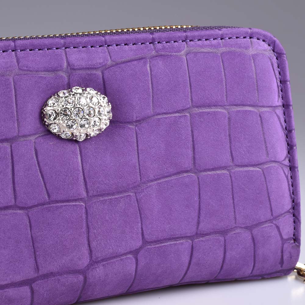 cartera de cuero morado y rojo