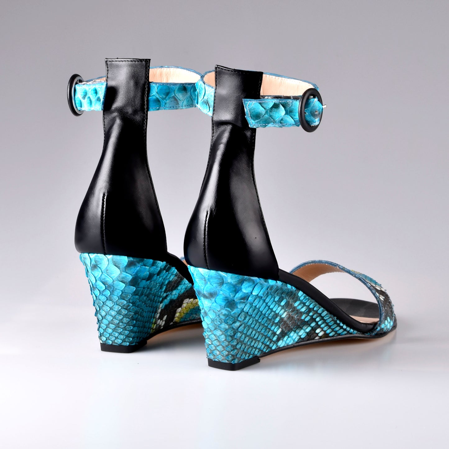 Tibet Sandals Black Turquesa Python