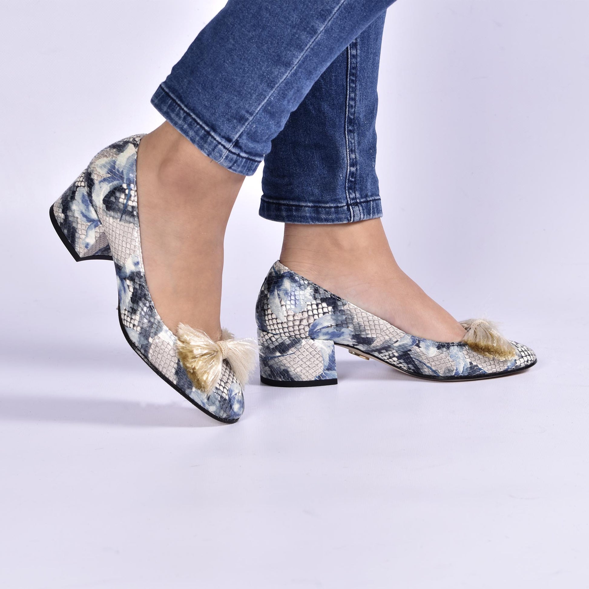 Zapatos de Tacón Bajo Serpiente y Lazo Daila – ANNA MILAN